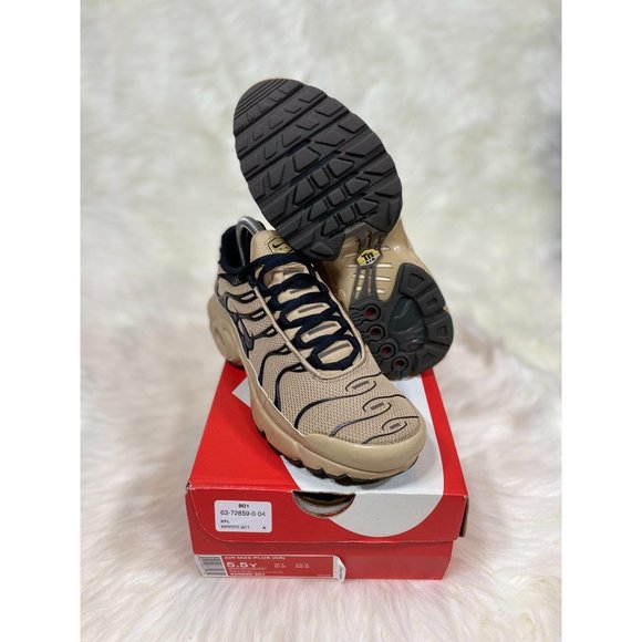 air max plus desert